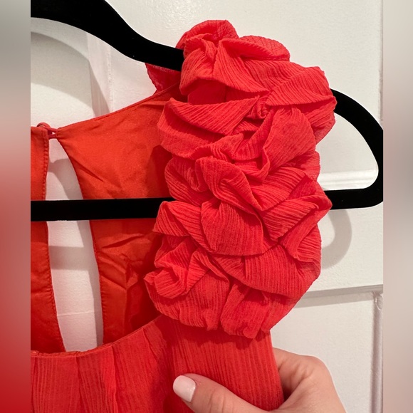 Thread Social Dress - Picture 2 of 5